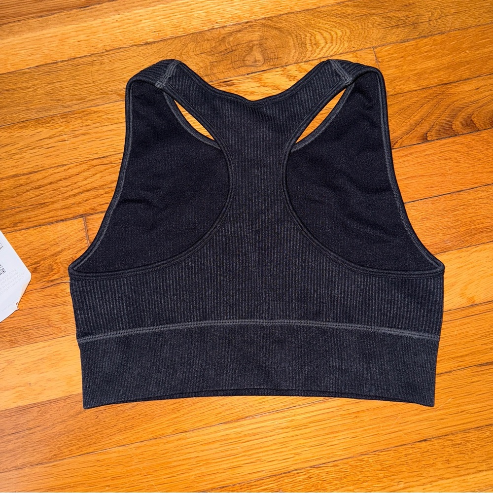 Gray Ribbed Women's Sports Bra - Picture 9 of 10